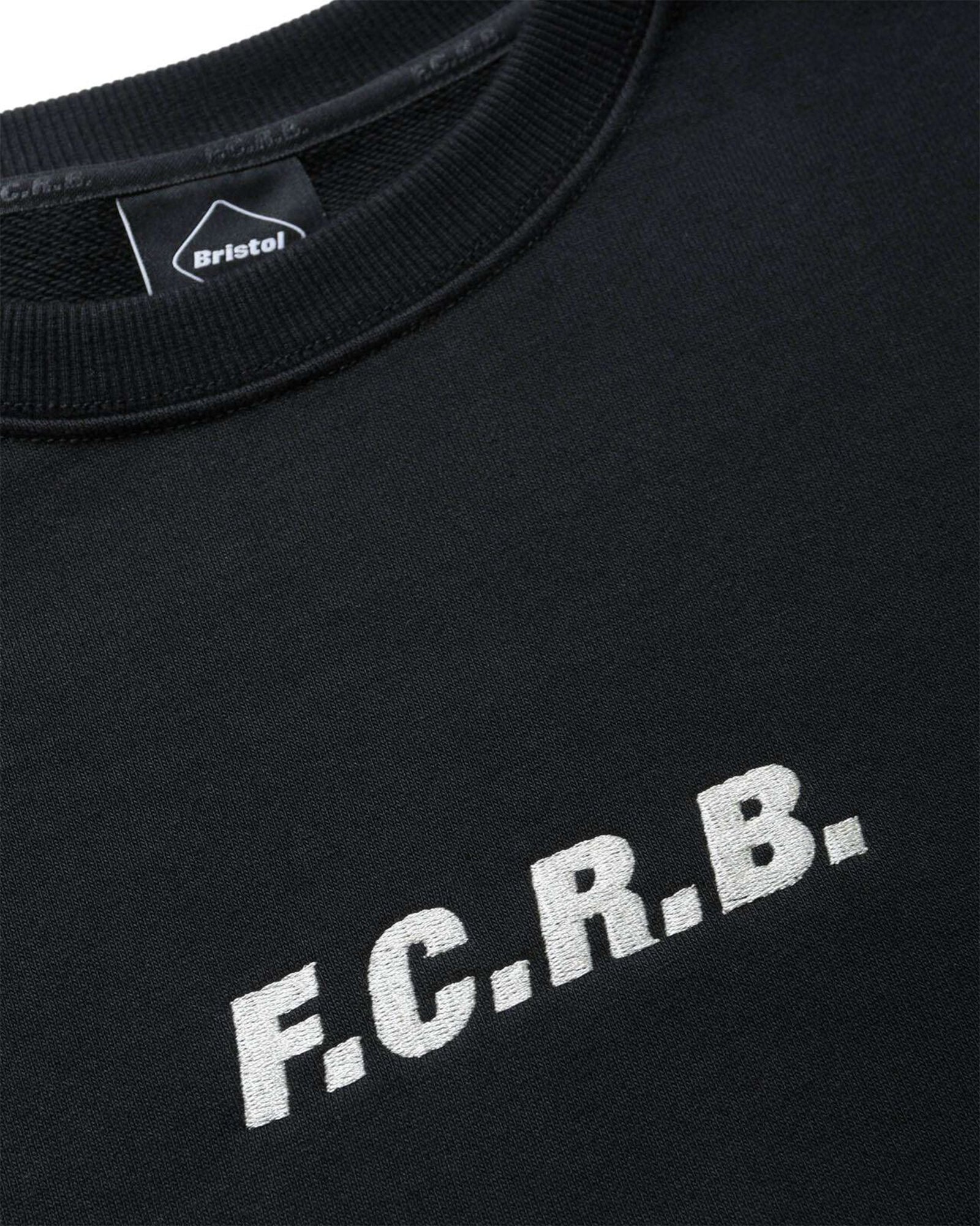 SIGNATURE CREWNECK SWEAT