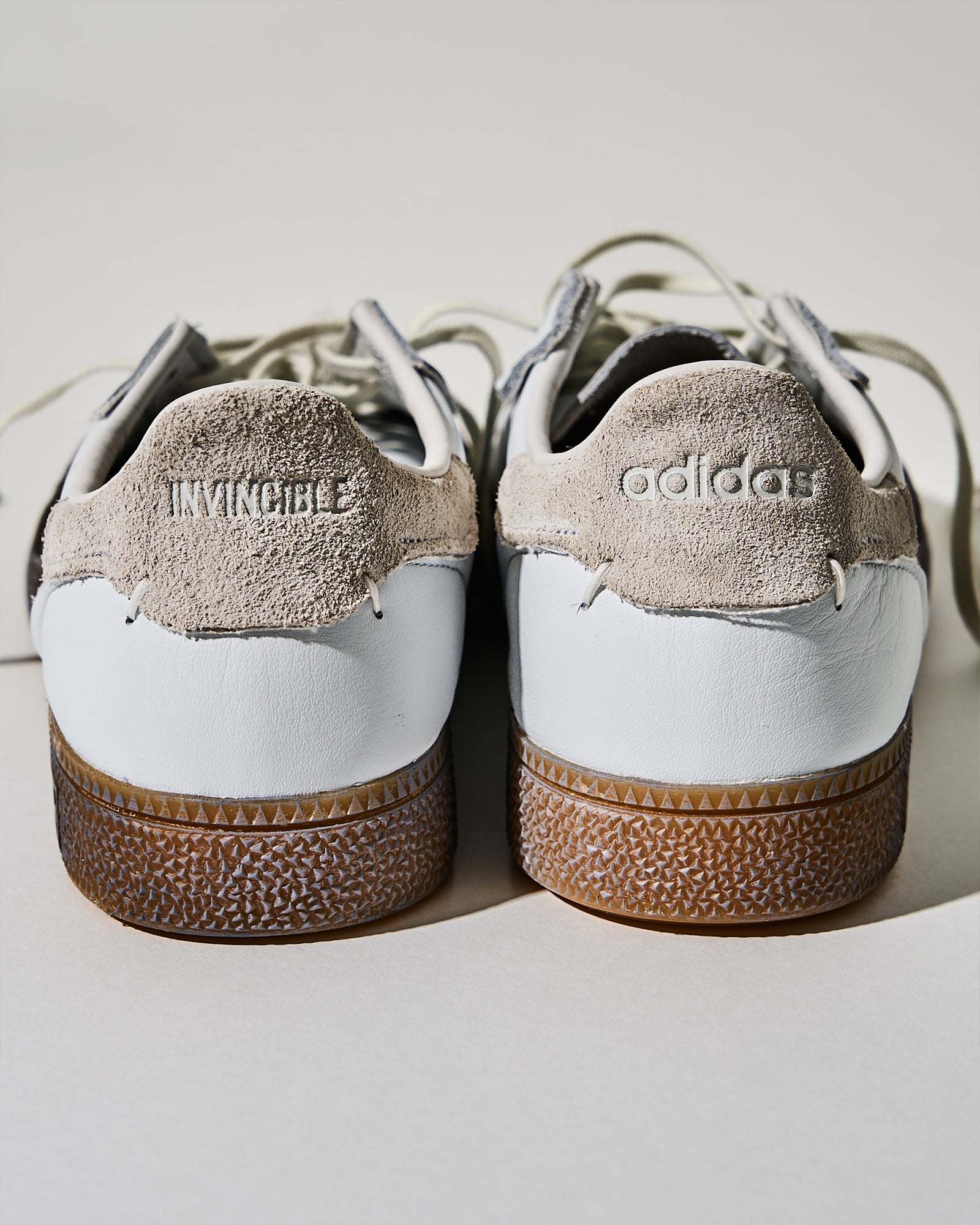 INVINCIBLE® x adidas Consortium Handball Spezial White